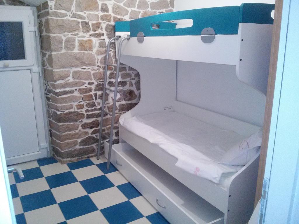 Holiday House Popovic Sucuraj Bagian luar foto