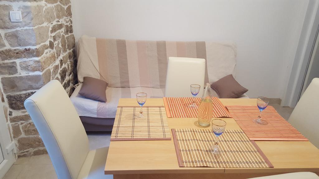 Holiday House Popovic Sucuraj Bagian luar foto